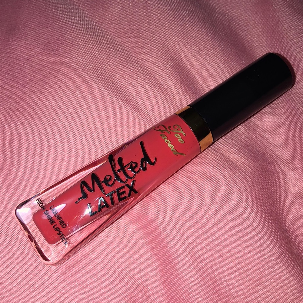 Too faced melted latex liquid lipstick in Rated R